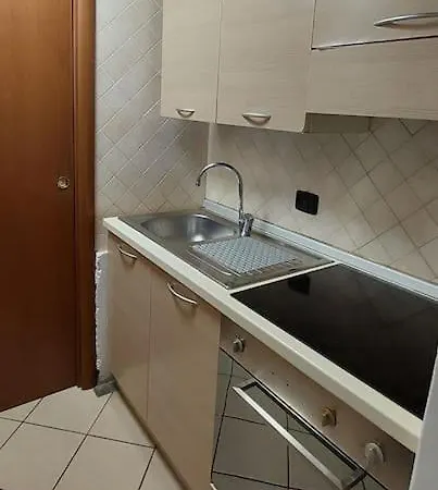 Gemelli Holidays - Monte Mario Station Connecting To Center In 20 Minutes, 2 Easy Lofts, Groundfloor With Courtyard, Mezzanine Bedroom, Baby & Pet Friendly, 2 Steps From Groceries, Restaurants, Park, Bus, Cycle Path - Warm Guest Care In 4 Languages *